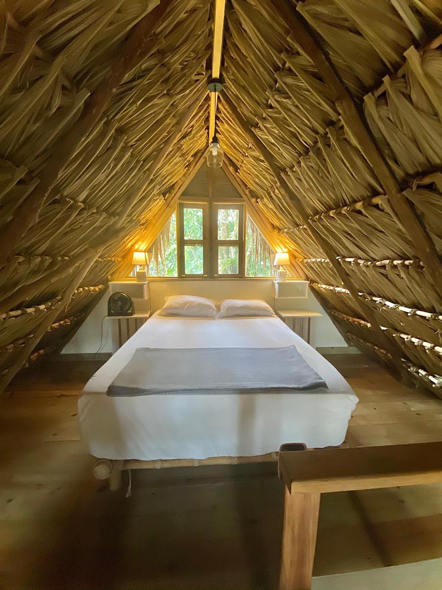 Boatique Hotel And Marina Rio Dulce Phòng bức ảnh